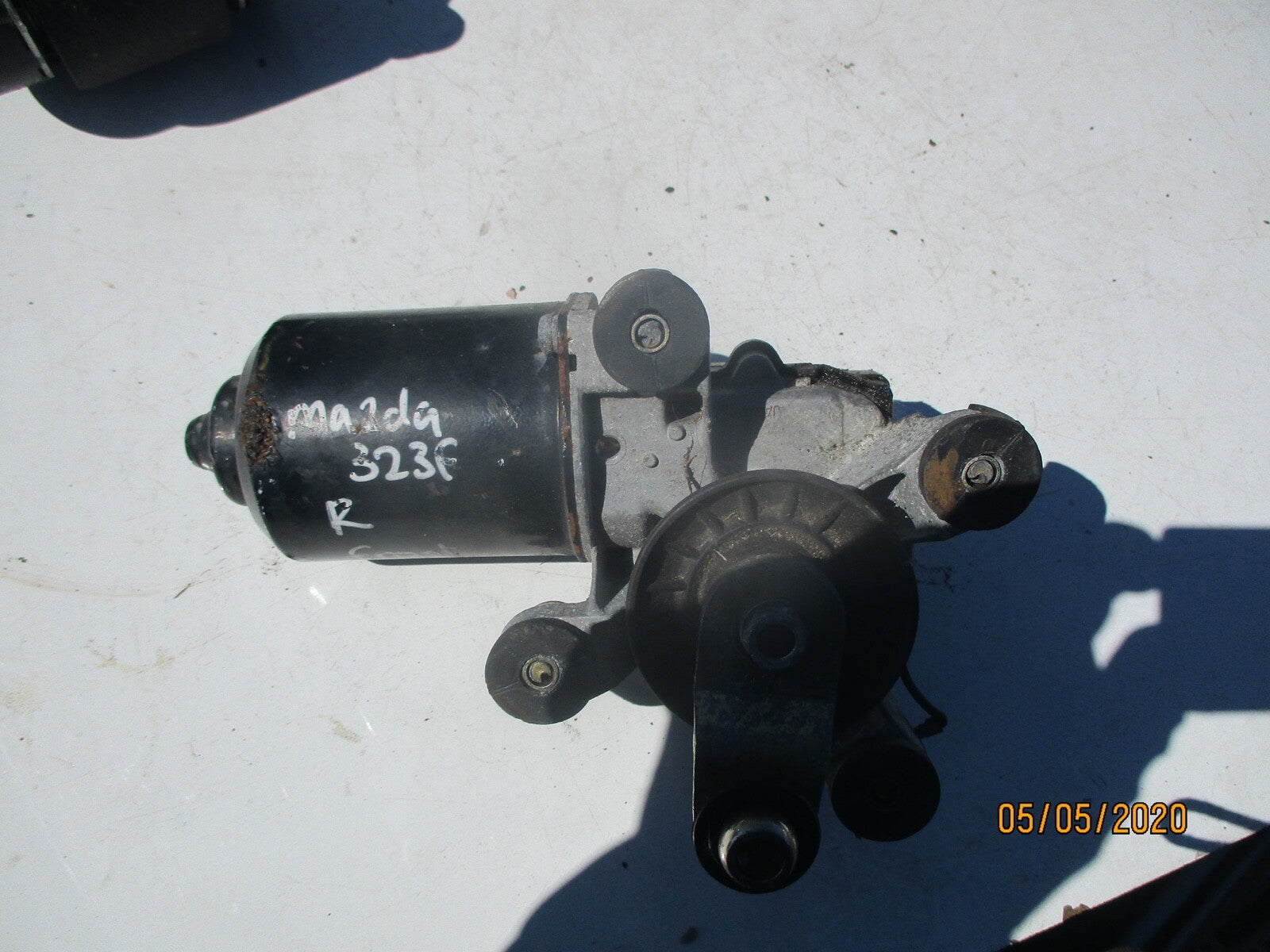 MAZDA 323 2002 MK6 FRONT WIPER MOTOR 849200 0981