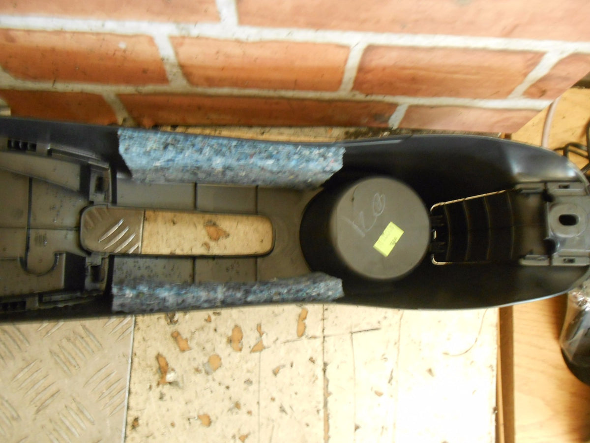 MITSUBISHI MIRAGE 3 2014 MK6 1.2 PETROL CENTER CONSOLE 8011B057XA