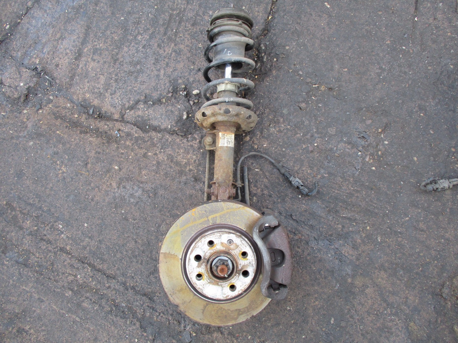 VAUXHALL TIGRA B 2006 1.4 OSF DRIVER FRONT HUB SHOCK SPRING CALIPER 13191020