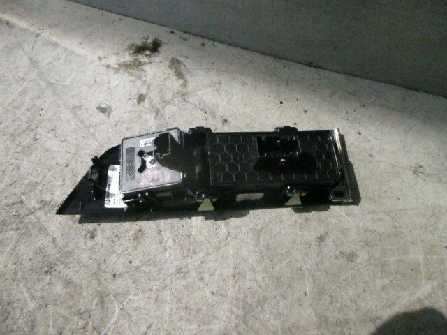 2024 ASTRA L OSF DRIVER SIDE FRONT ELECTRIC WINDOW SWITCH Y0134933