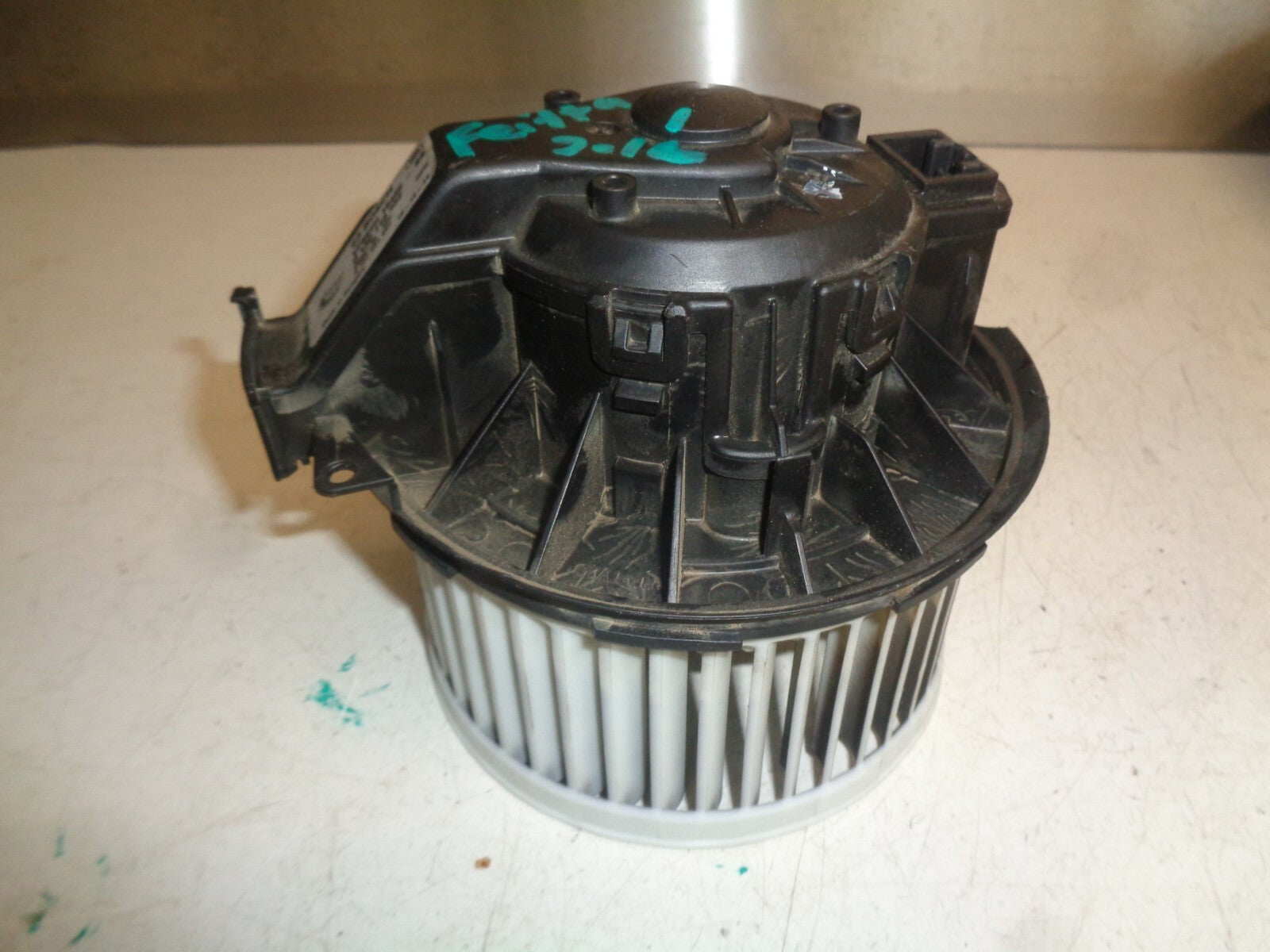 FORD FIESTA MK7 2016 HEATER BLOWER FAN MOTOR VP8E2H18456BB