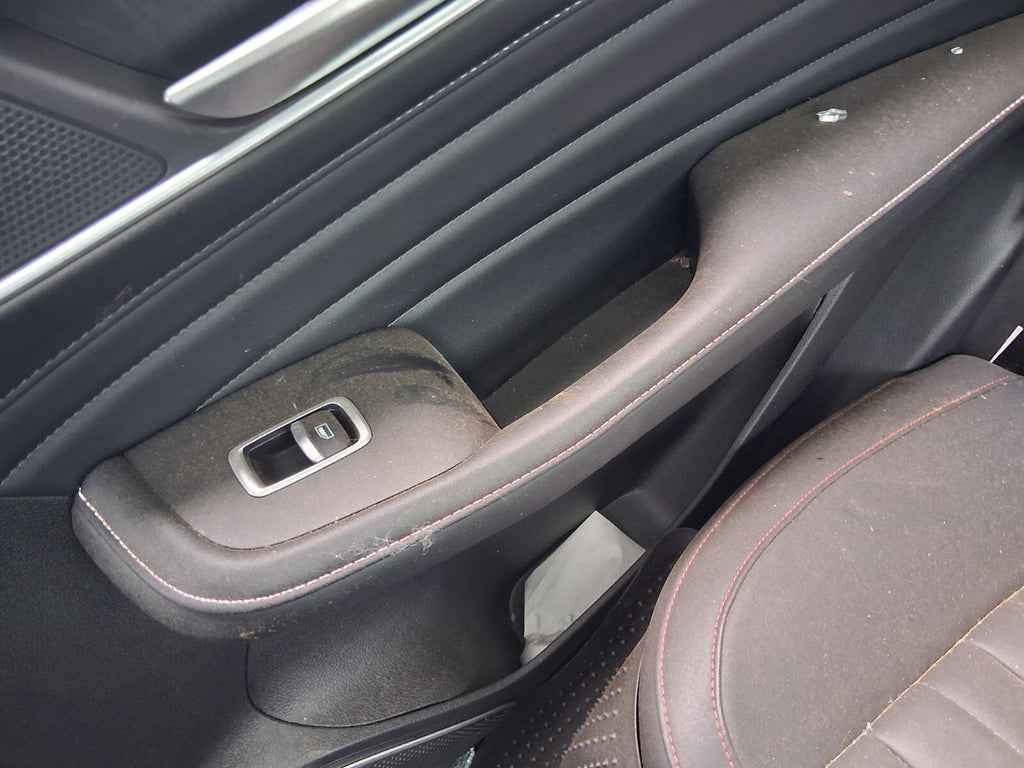 2022 MG HS EXCLUSIVE OSR DRIVER SIDE REAR RIGHT WINDOW CONTROL SWITCH