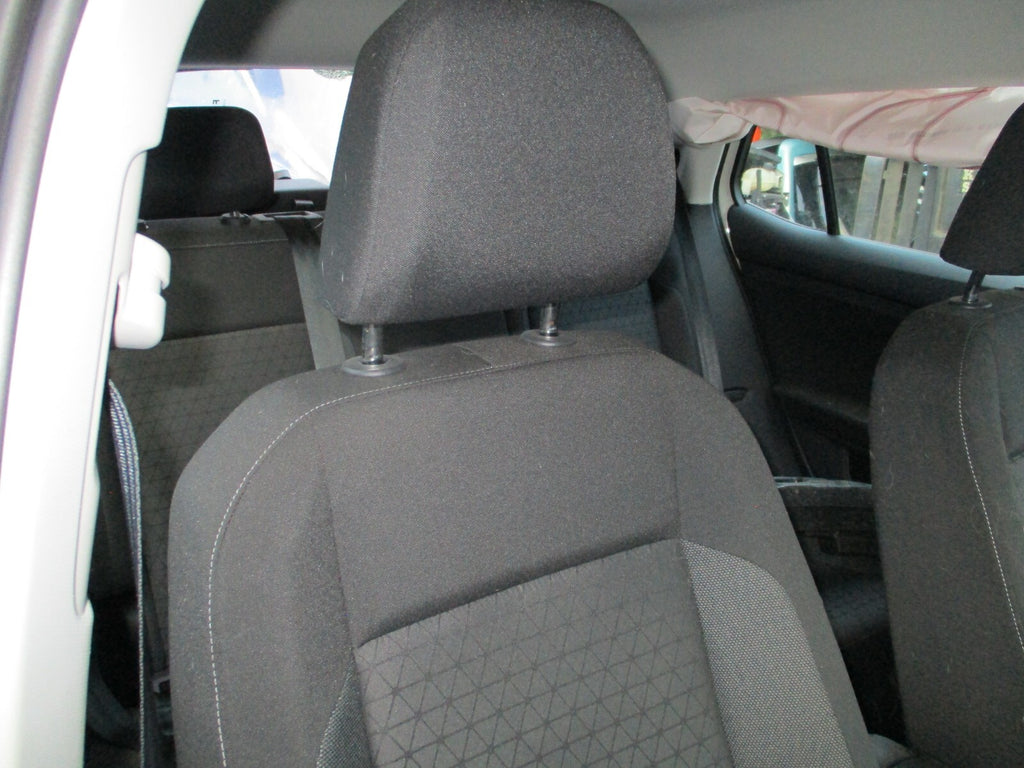 2023 VW VOLKSWAGEN T CROSS OSF DRIVER SIDE FRONT COMPLETE SEAT FABRIC