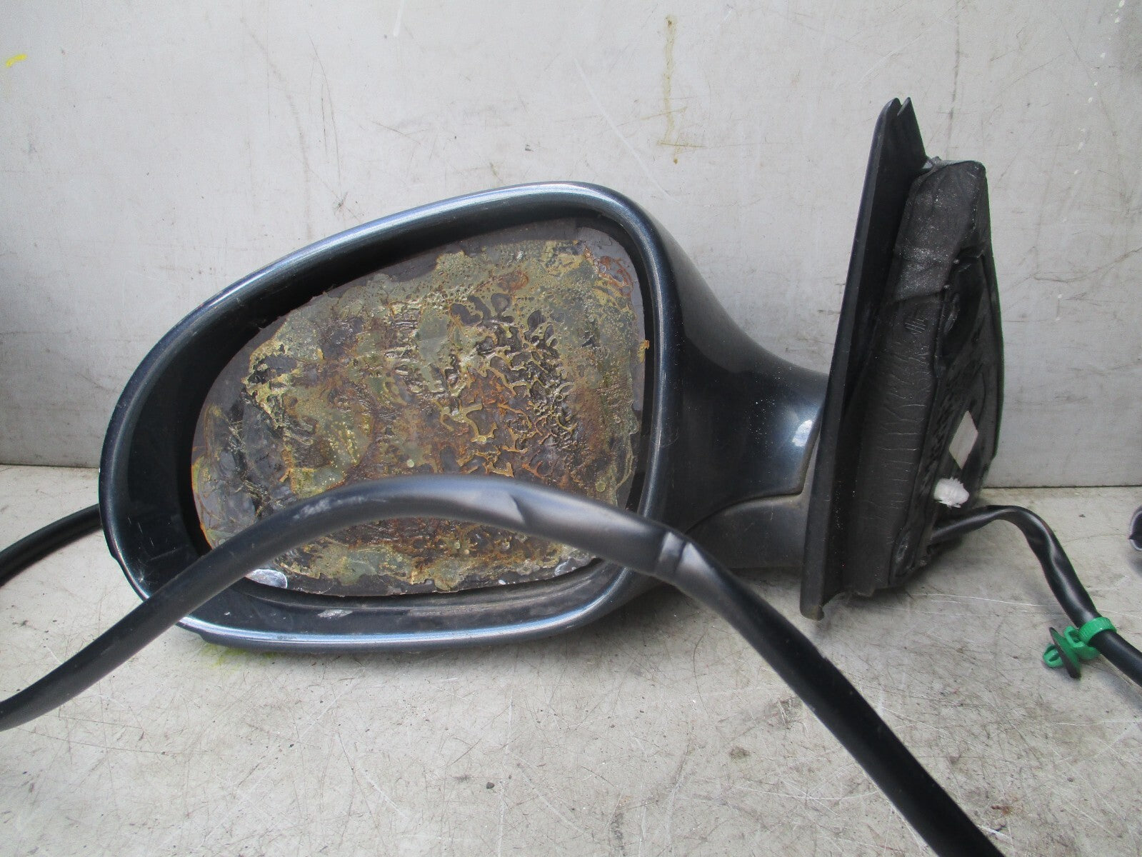 VOLKSWAGEN PASSAT 2006 NSF FRONT PASSENGER SIDE WING MIRROR