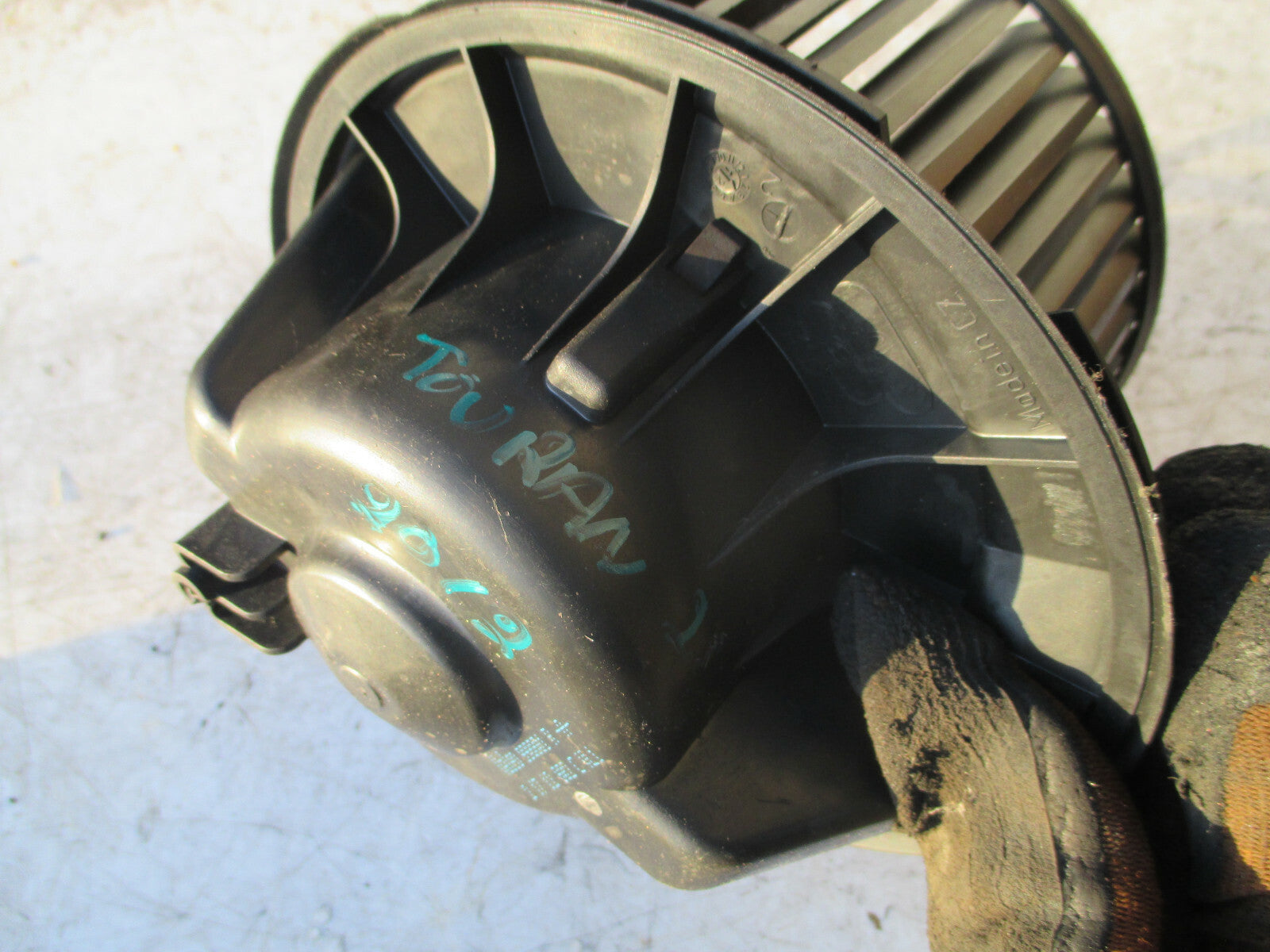 VW VOLKSWAGEN TOURAN 2012 HEATER BLOWER MOTOR FAN UNIT
