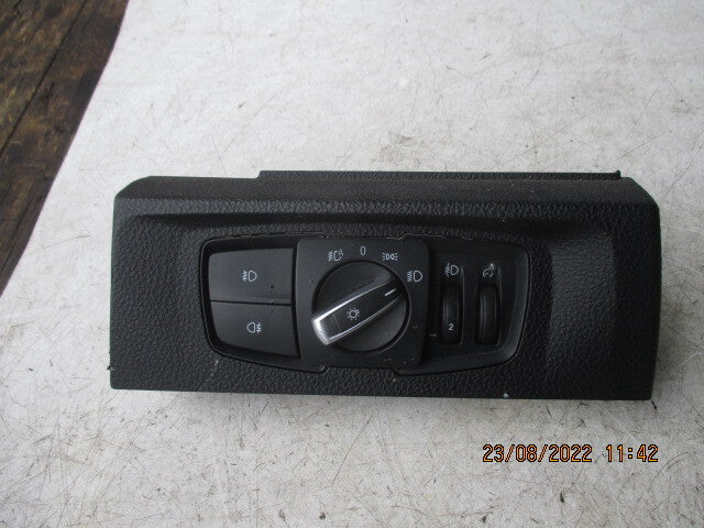 BMW 1 SERIES F20 LCI 2015 HEADLIGHT CONTROL SWITCH 9393949