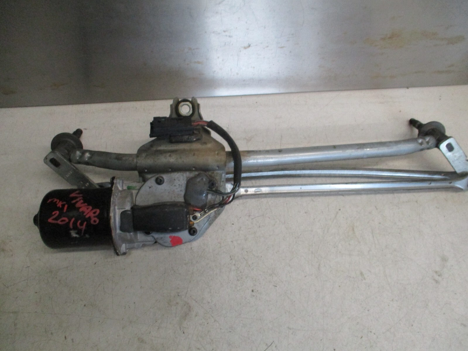 VAUXHALL VIVARO MK1 2014 FRONT WINDSCREEN WIPER MOTOR LINKAGES