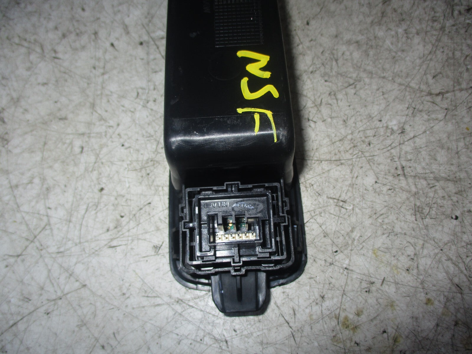 JAGUAR XE 2017 REAR PASSENGER SIDE DOOR SWITCH GX7322634AAW