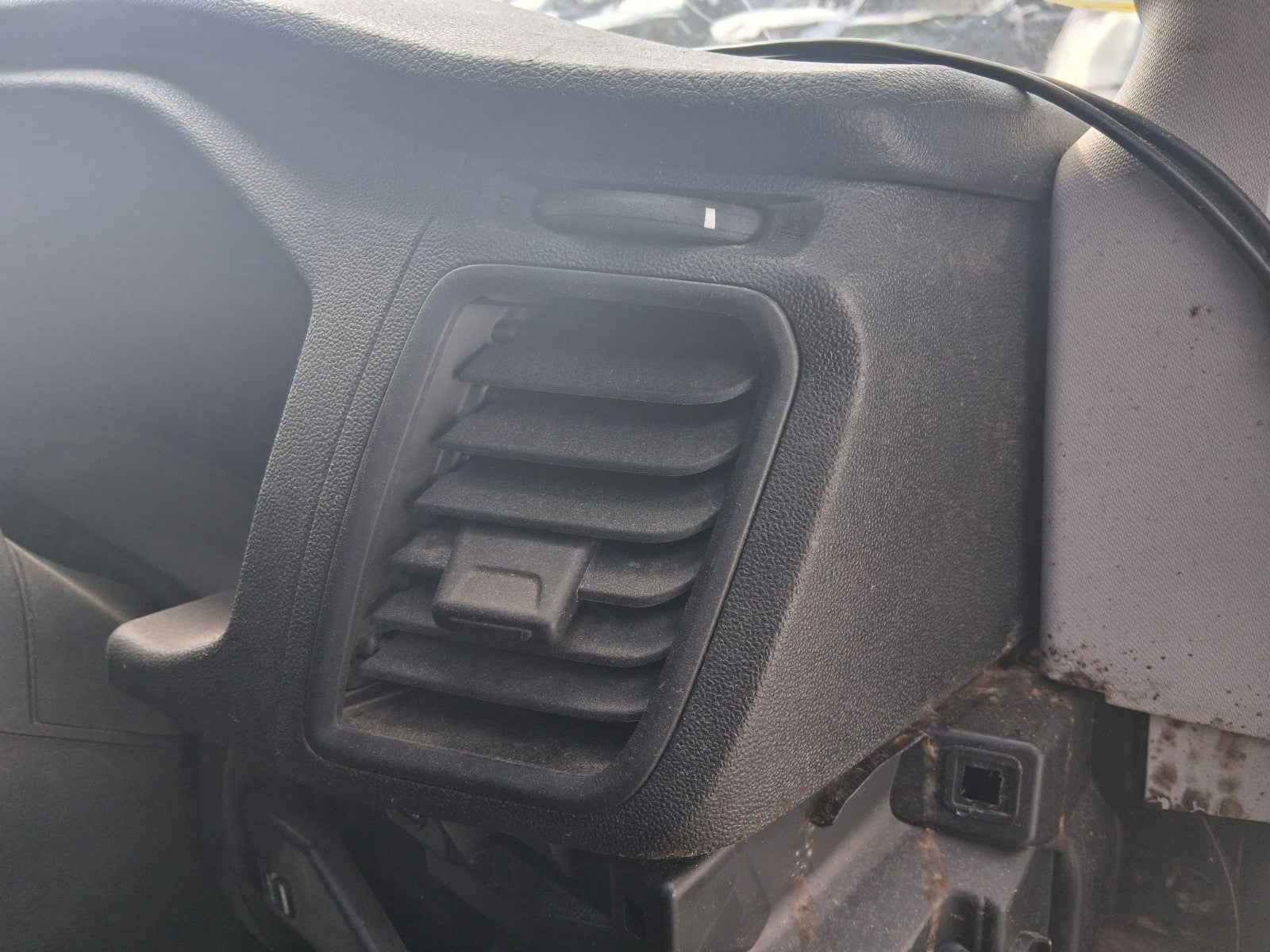 2021 FORD TRANSIT MK8 OSF DRIVER SIDE FRONT AIR VENT
