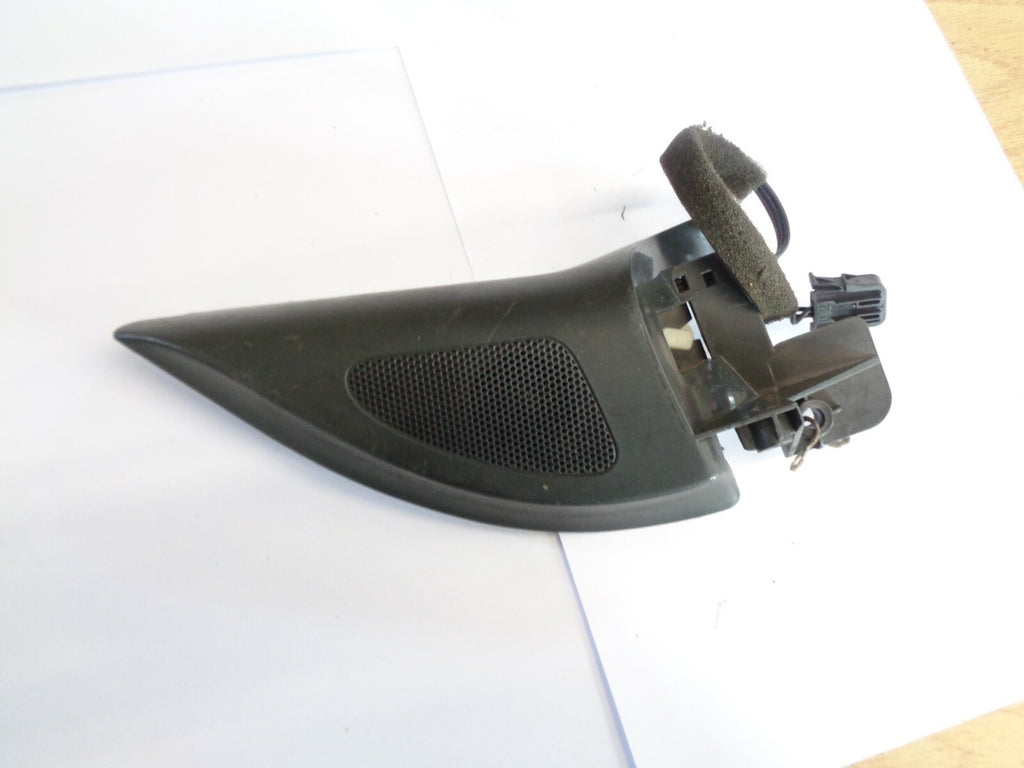 V VOLKSWAGEN GOLF MK5 3DR 2004 OSF DRIVER SIDE FRONT MIRROR TWEETER SPEAKER TRIM