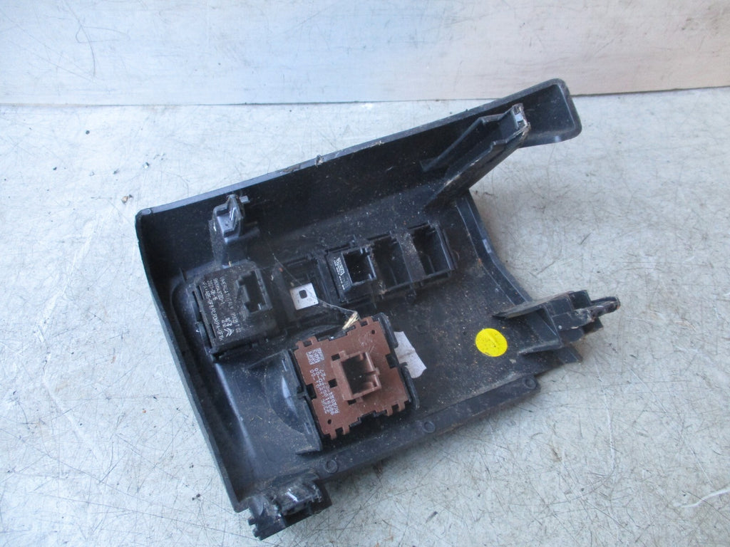 2021 CITROEN C4 MK3 DASHBOARD SWITCH TRIM 9831048280