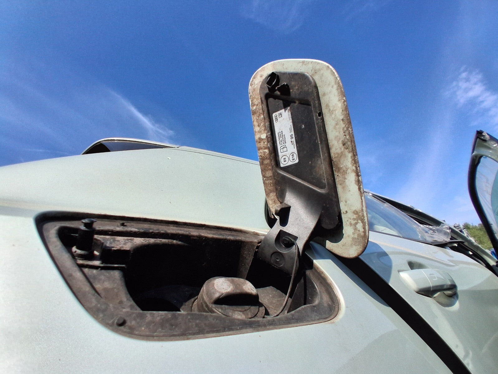 2023 AUDI A1 SPORT MK2 REAR FUEL FILLER FLAP DEW SILVER METALLIC LX7E X7E