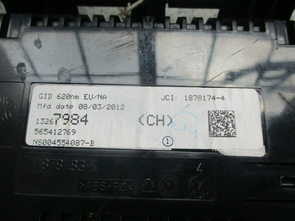 VAUXHALL ASTRA J CENTRAL DIGITAL DISPLAY SCREEN & HAZARD SWITCH 13267984