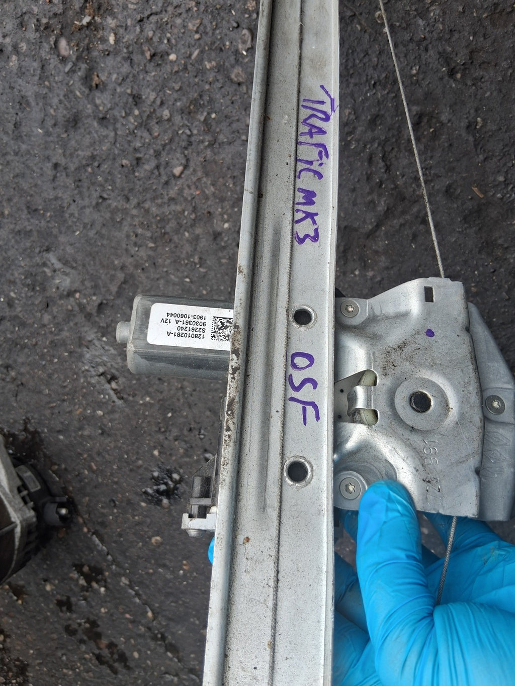 2023 RENAULT TRAFIC MK3 OSF DRIVER SIDE FRONT WINDOW MOTOR REGULATOR 807206238R