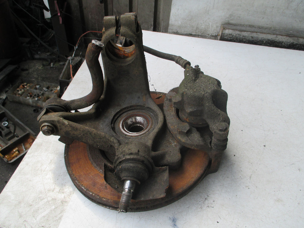 PEUGEOT 405 1997 1.9 TDI NSF PASSENGER FRONT BRAKE CALIPER HUB SHOCK SPRING