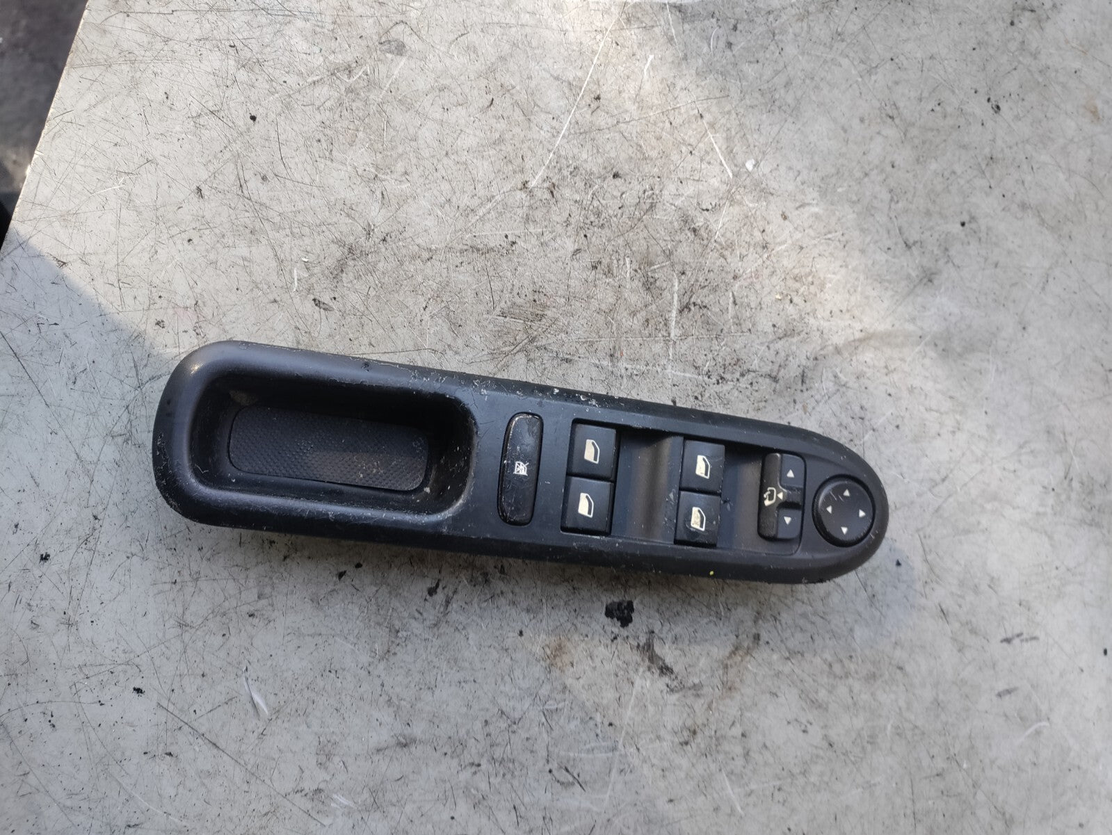 2007 PEUGEOT 407 OSF DRIVER SIDE FRONT WINDOW CONTROL SWITCH
