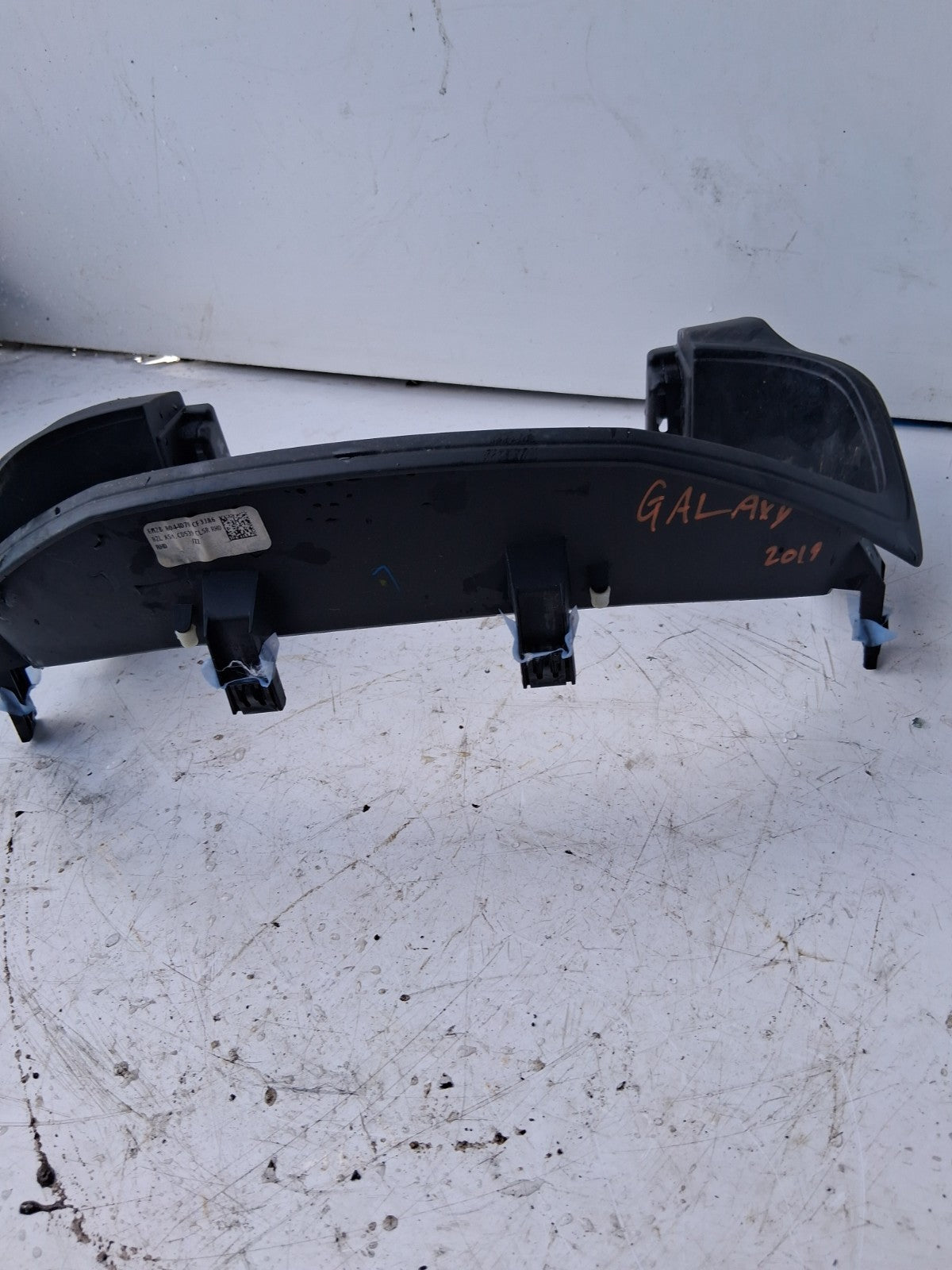 2019 FORD GALAXY MK4 DASHBOARD SPEEDOMETRE SURROUND TRIM COVER  EM2BR044D70