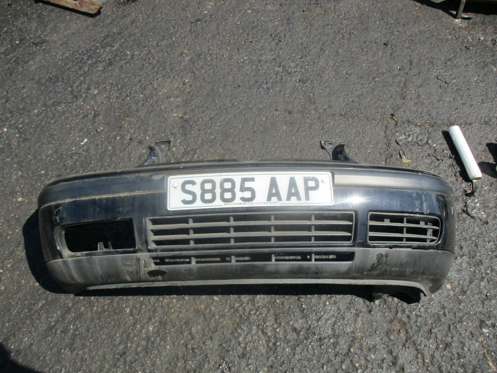 VW VOLKSWAGEN GOLF CABRIO 1998 FRONT PLASTIC BUMPER CENTRE PASSENGER GRILL BLACK