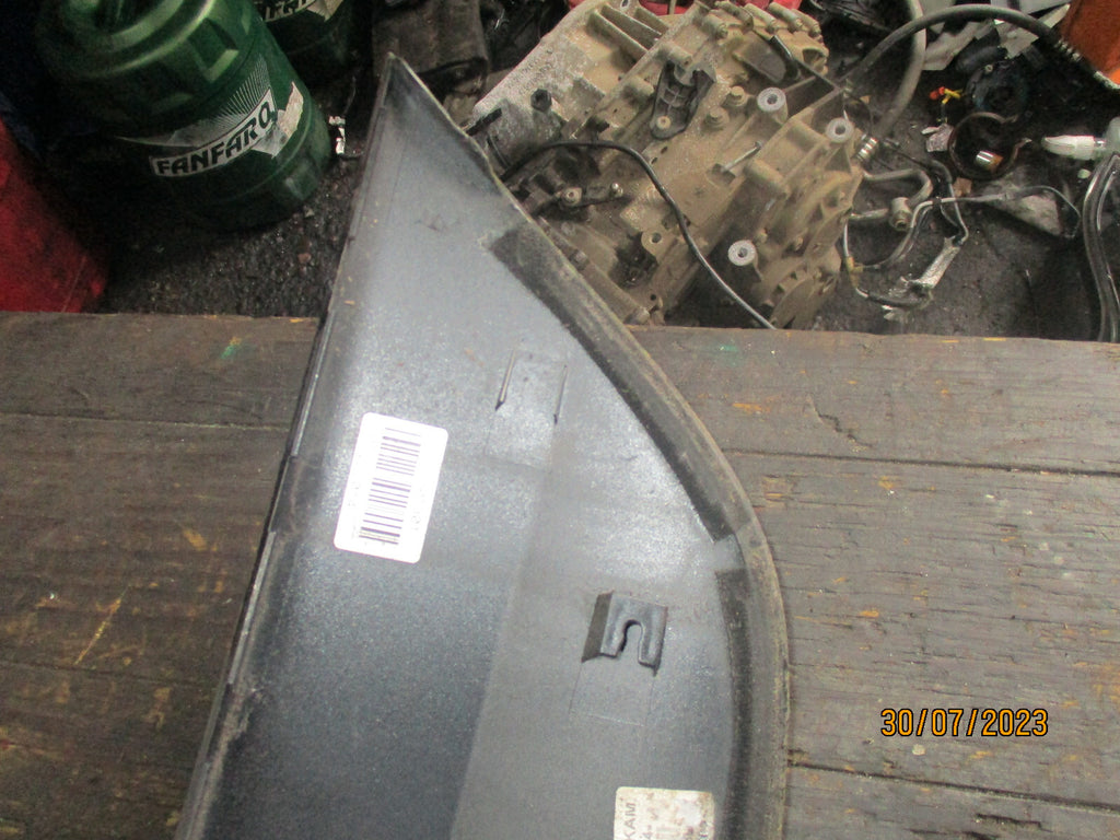 VOLVO V40 CROSS TAILGATE BACK RELEASE TRIM PANEL 01042057014/31301301