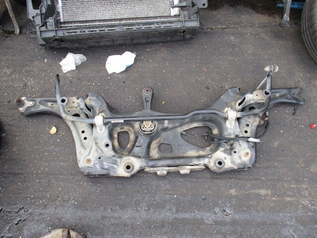 VW VOLKSWAGEN GOLF MK7 1.6 DIESEL 2018 FRONT SUBFRAME ANTI ROLL BAR