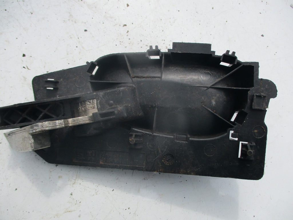 PEUGEOT 307 RIGHT O/S DRIVERS REAR INTERIOR DOOR HANDLE 96 436 044 77