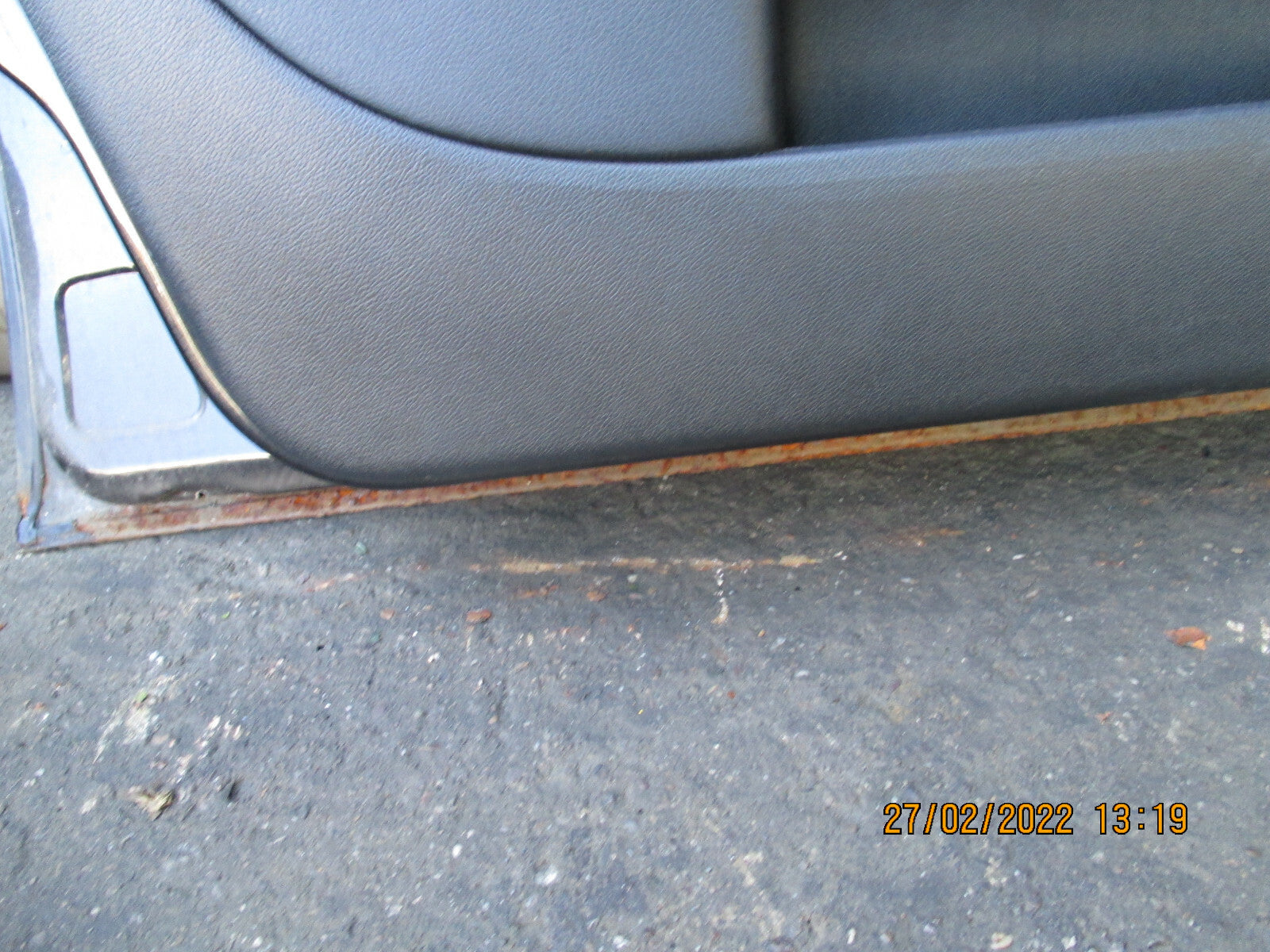 FORD MONDEO 2003 MK2 NSF FRONT PASSENGER SIDE COMPLETE DOOR BLACK