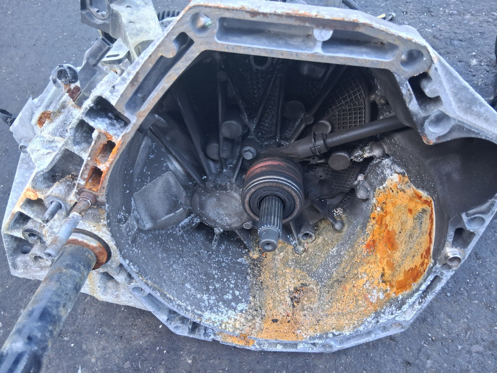 2014 NISSAN QASHQAI J11 1.5 DIESEL 6 SPEED MANUAL GEARBOX 320101889R TL4 126
