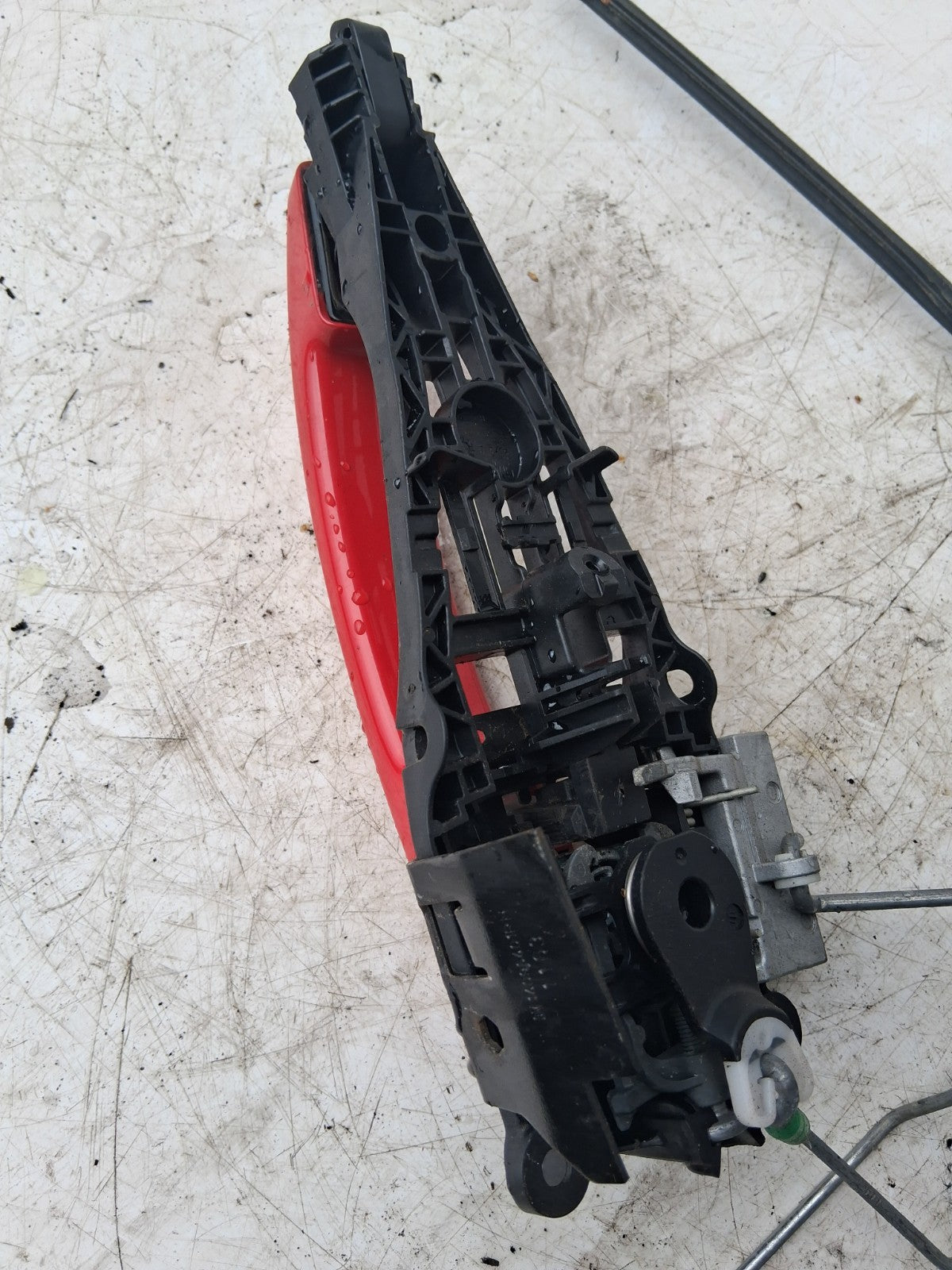 ASTRA J 2013 RED OSF FRONT OFF RIGHT DRIVER SIDE DOOR HANDLE AND LOCK 14096401RH