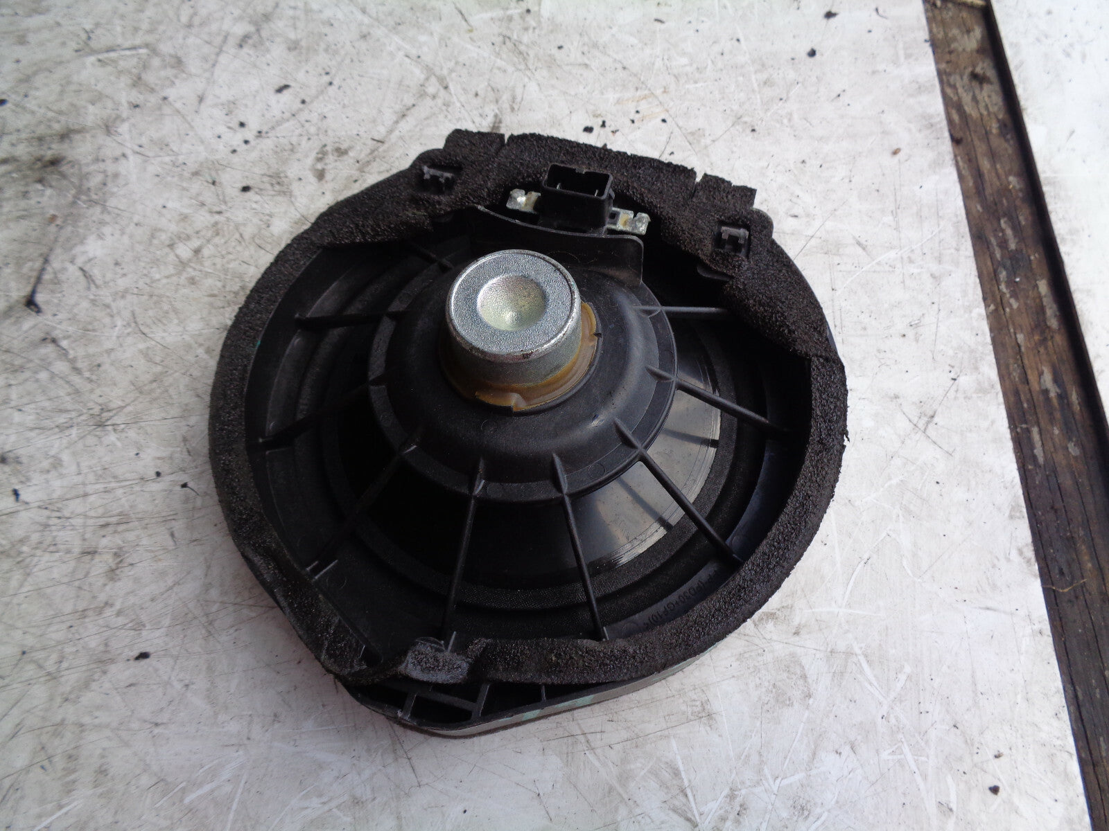 HONDA JAZZ MK3 2015 NSR PASSENGER SIDE REAR DOOR SPEAKER 391220TF09012M1