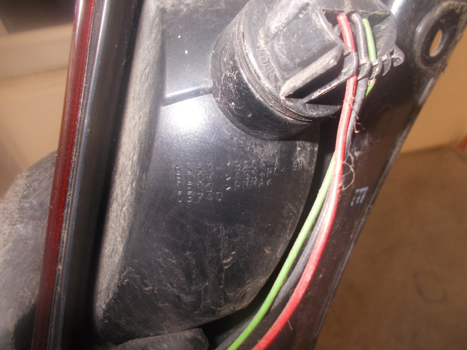 FORD FIESTA MK6 OSR DRIVER SIDE REAR TAIL LIGHT 6S6113404