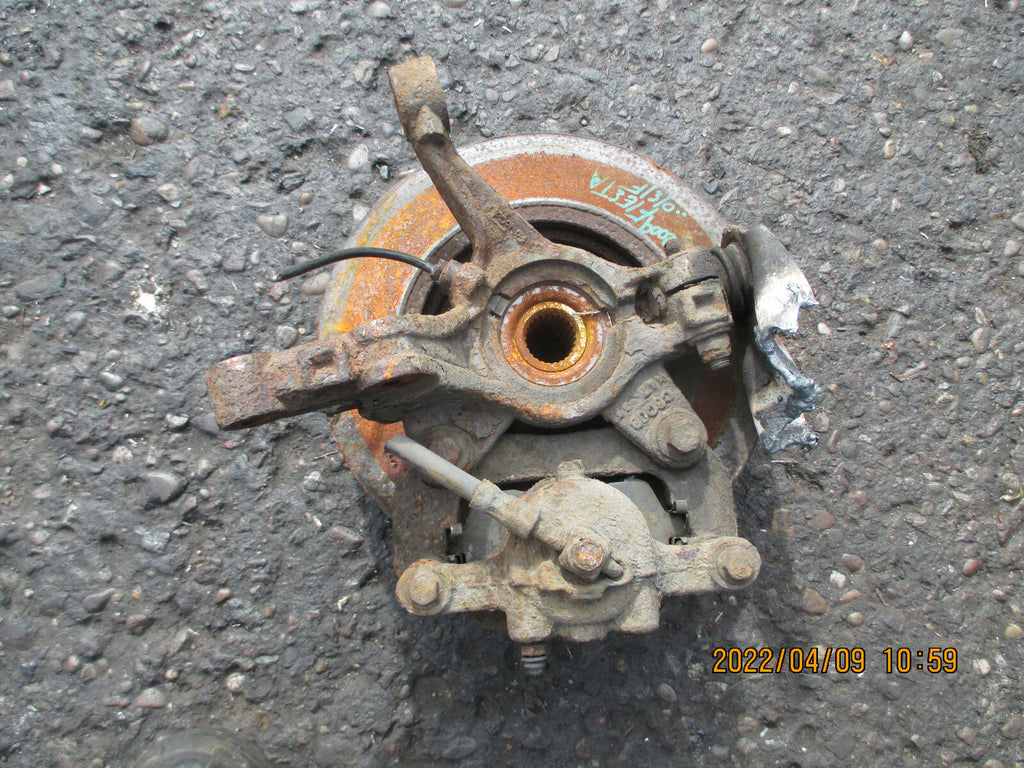 FORD FIESTA MK7 2009 1.25 PETROL OSF DRIVER SIDE FRONT WHEEL HUB
