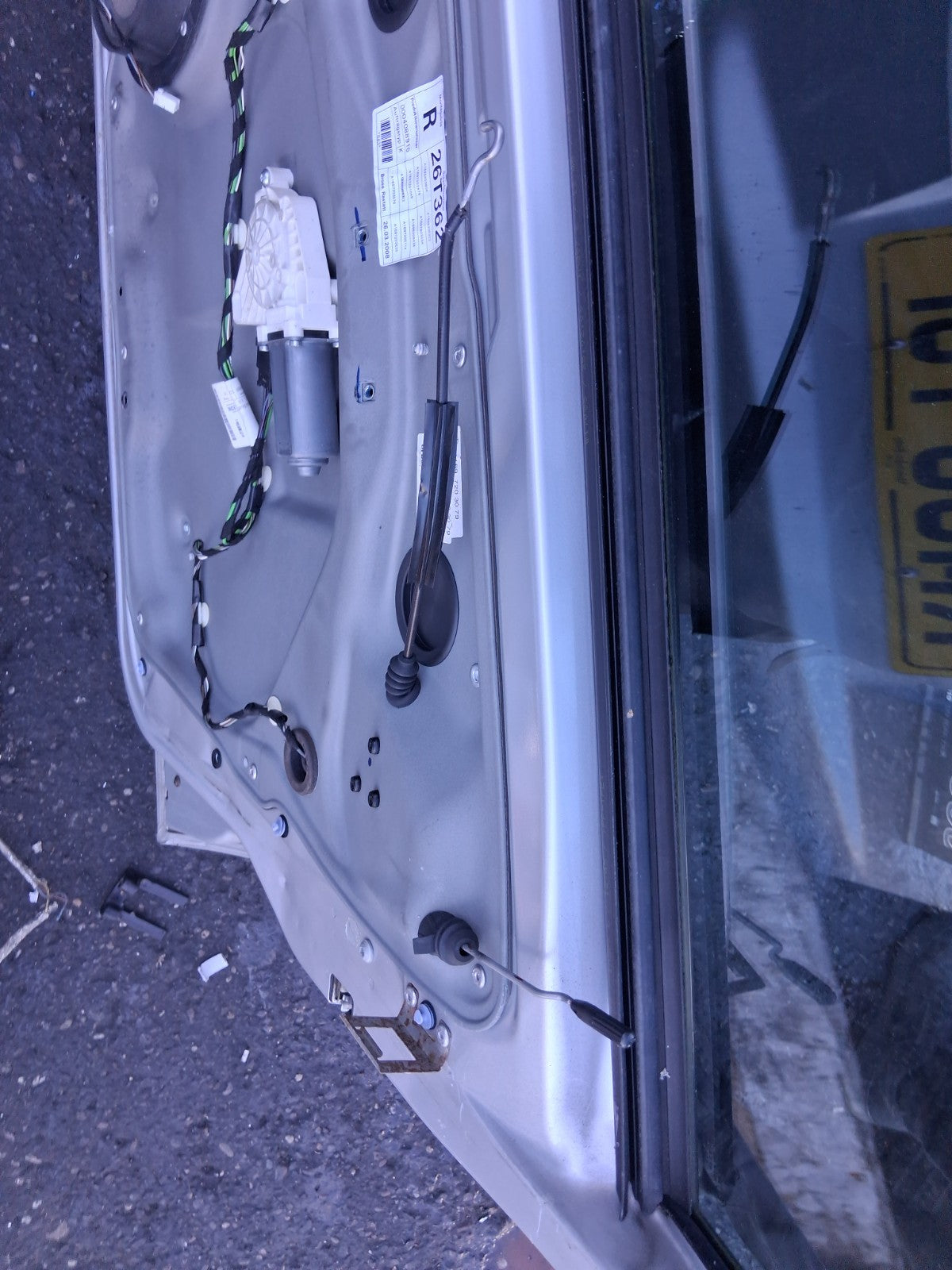 2008 MERCEDES B CLASS W245 OSF DRIVER SIDE FRONT RIGHT BARE DOOR SILVER