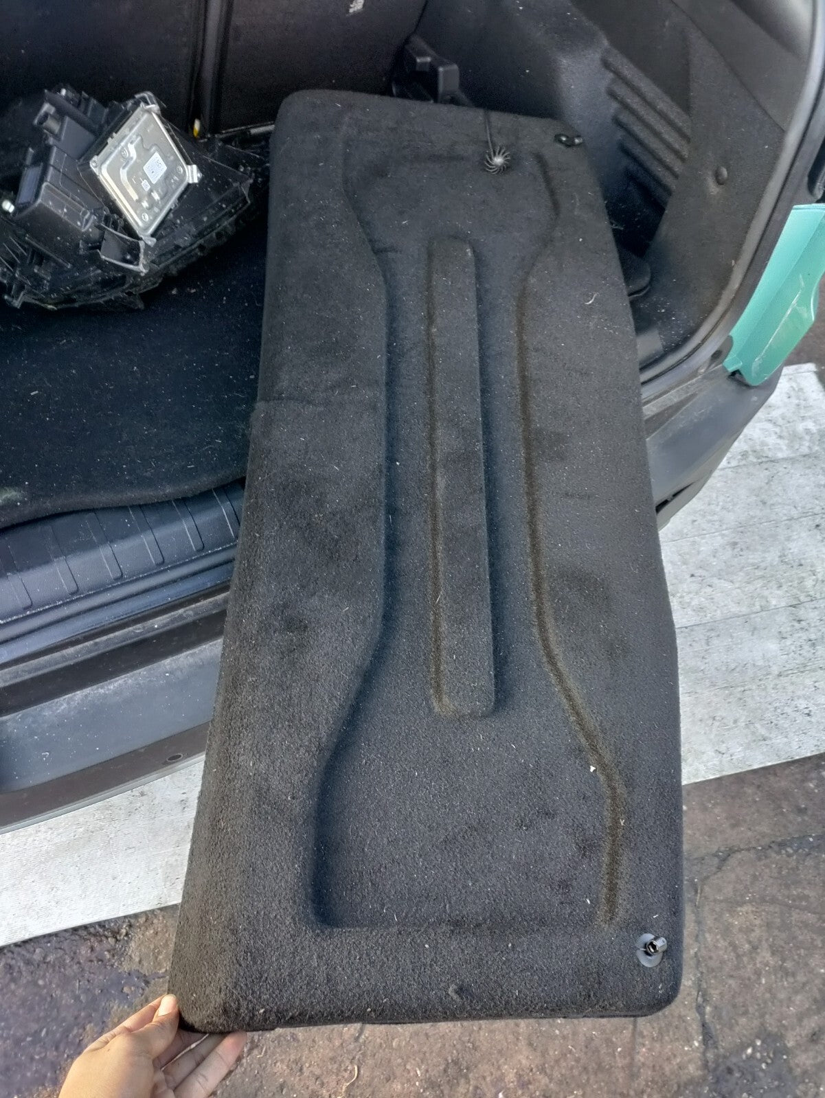 2024 JEEP AVENGER PARCEL SHELF ( CRACKED ) 7357910120