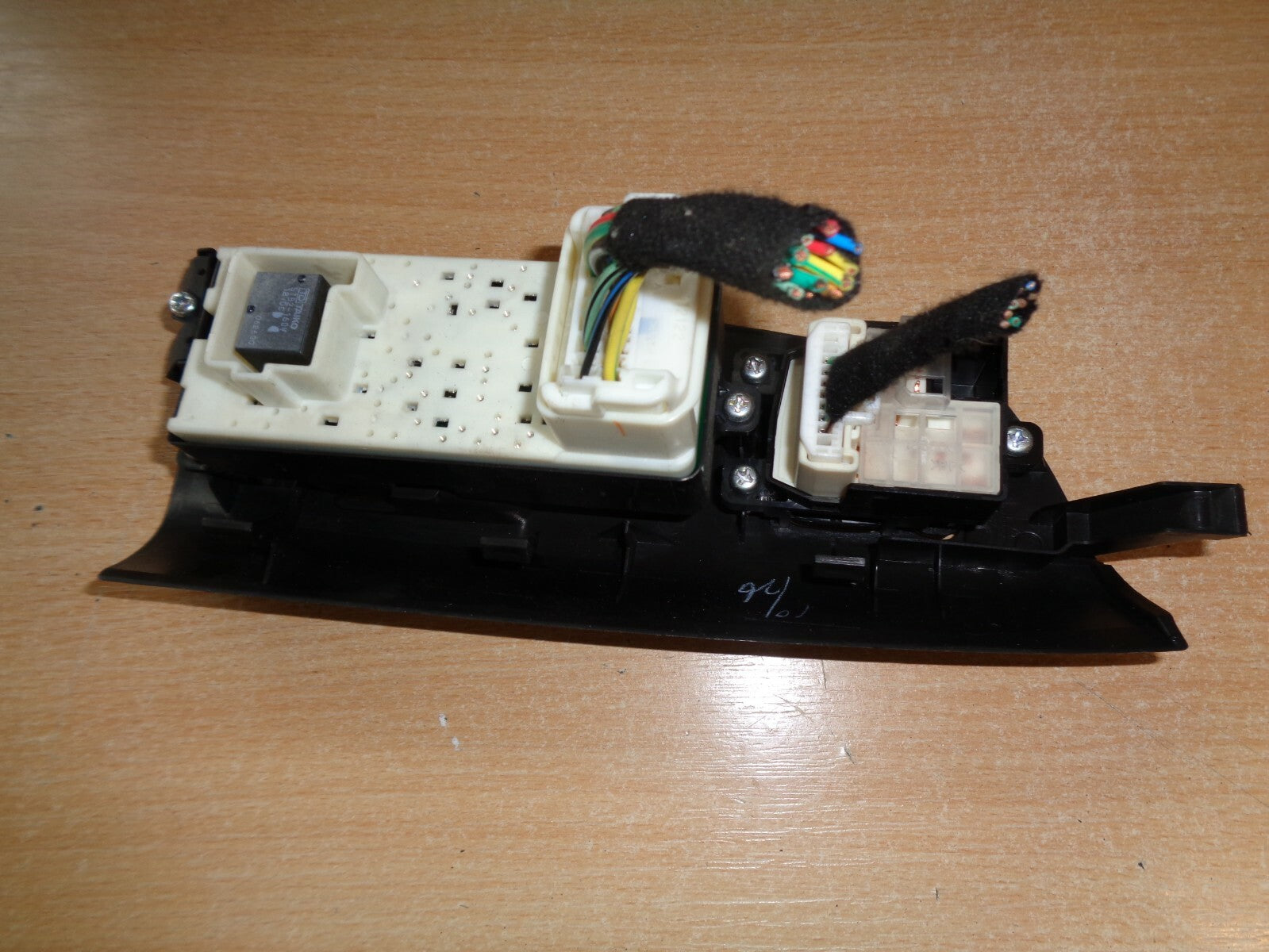 MAZDA RX8 RHD DRIVER SIDE POWER WINDOW SWITCHES
