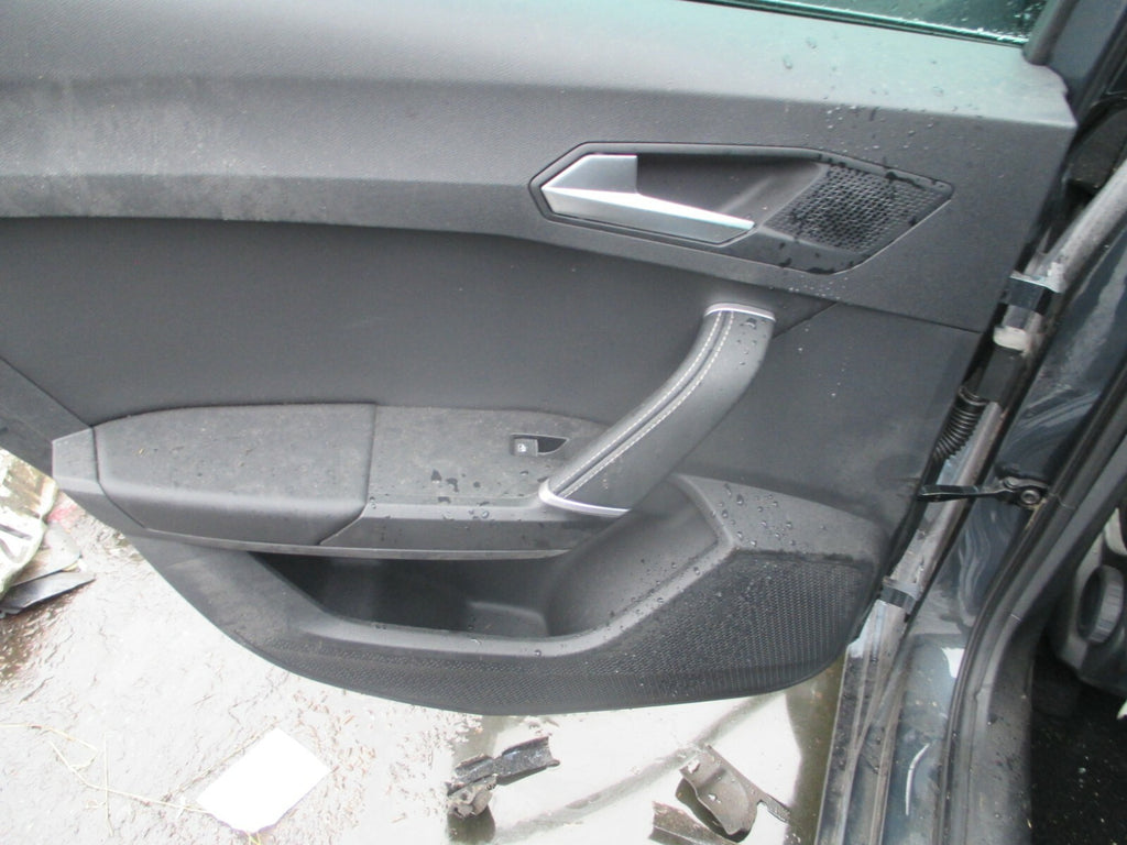 SEAT LEON 2021 MK4 NSR PASSENGER SIDE REAR DOOR COMPLETE GLASS REG LS7H GREY
