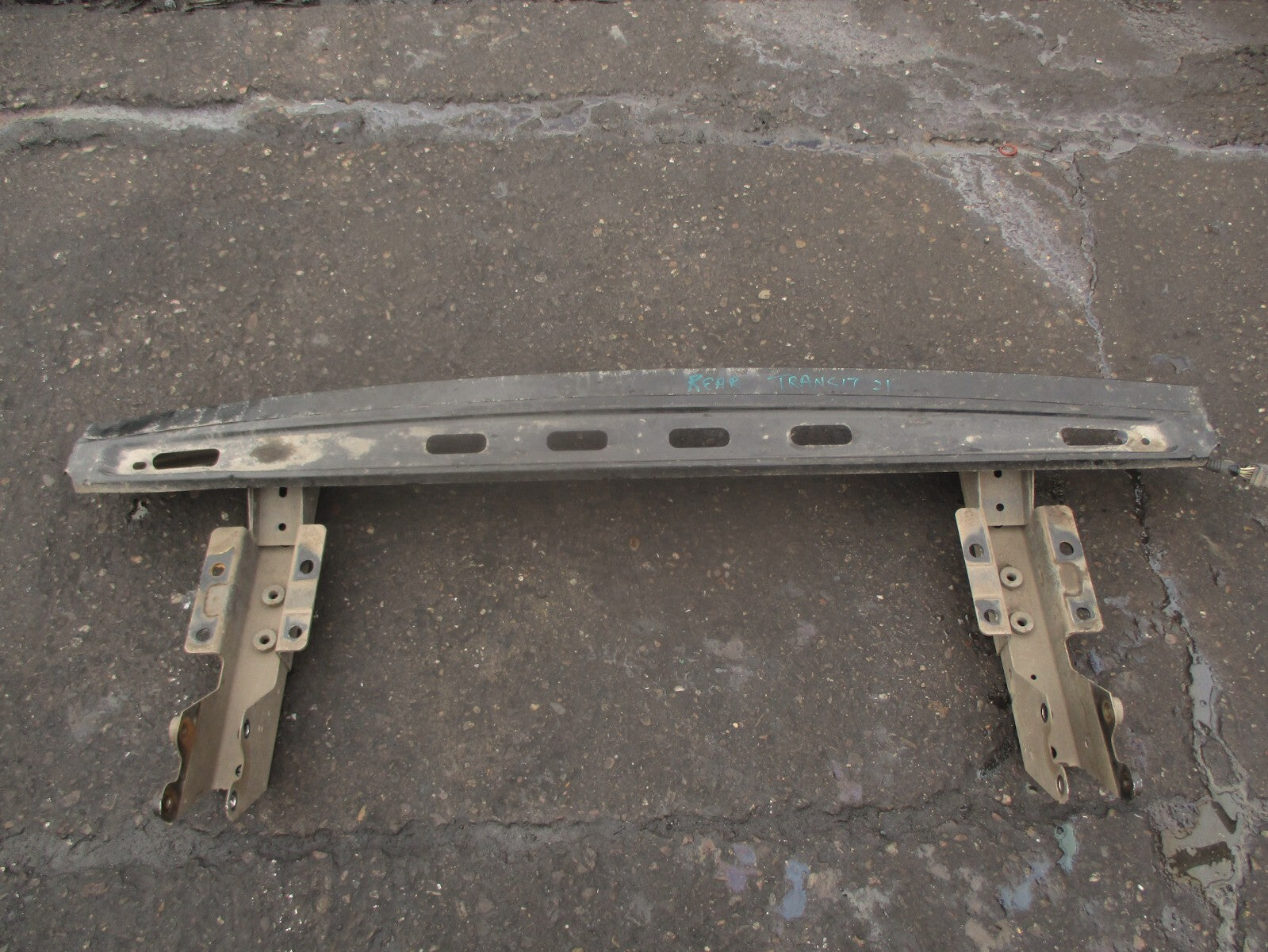 2021 FORD TRANSIT 350 MK8 REAR STEP ASSEMBLY