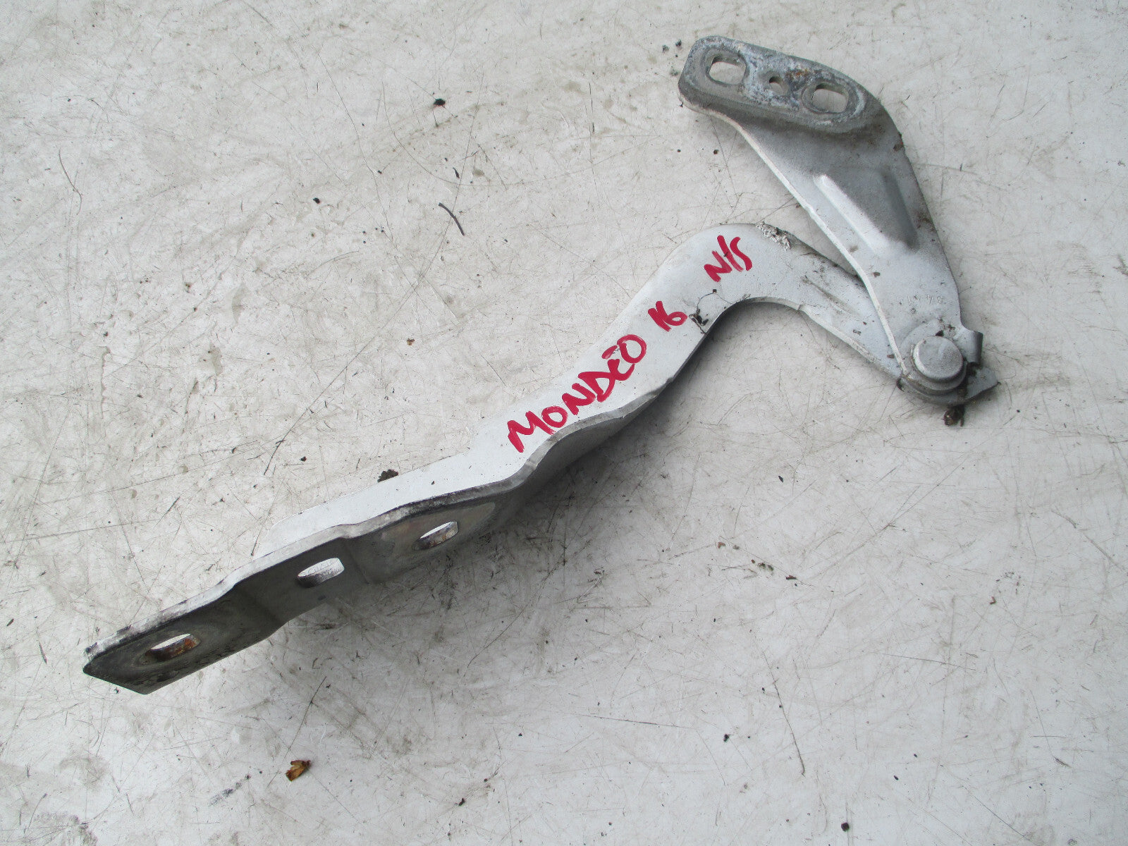 FORD MONDEO MK5 2016 NSF PASSENGER SIDE FRONT BONNET HINGE DS73F16801BB
