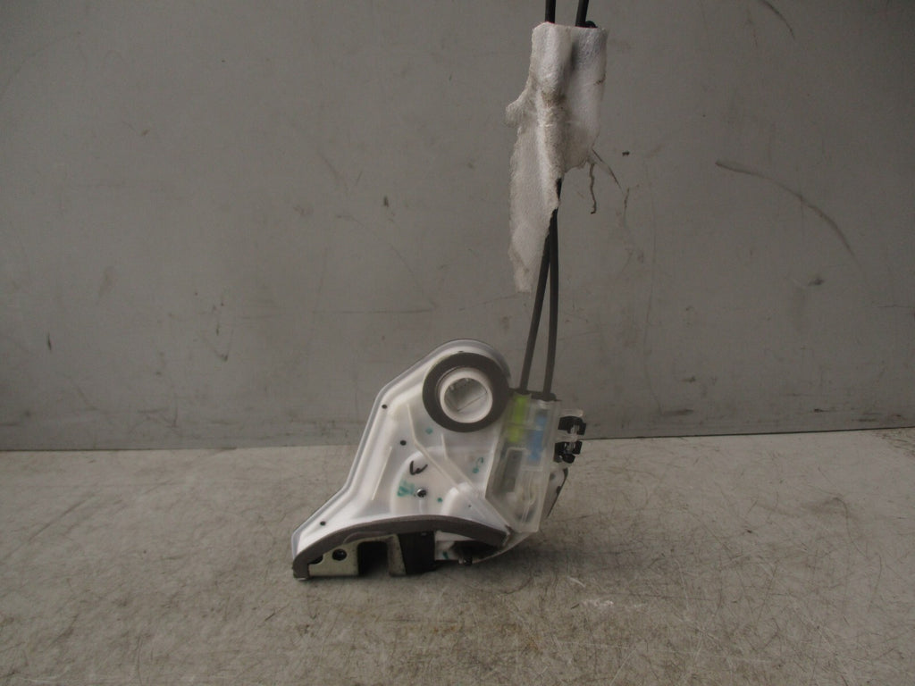 2019 TOYOTA AYGO MK2 NSR PASSENGER SIDE REAR LEFT DOOR LOCK MECHANISM