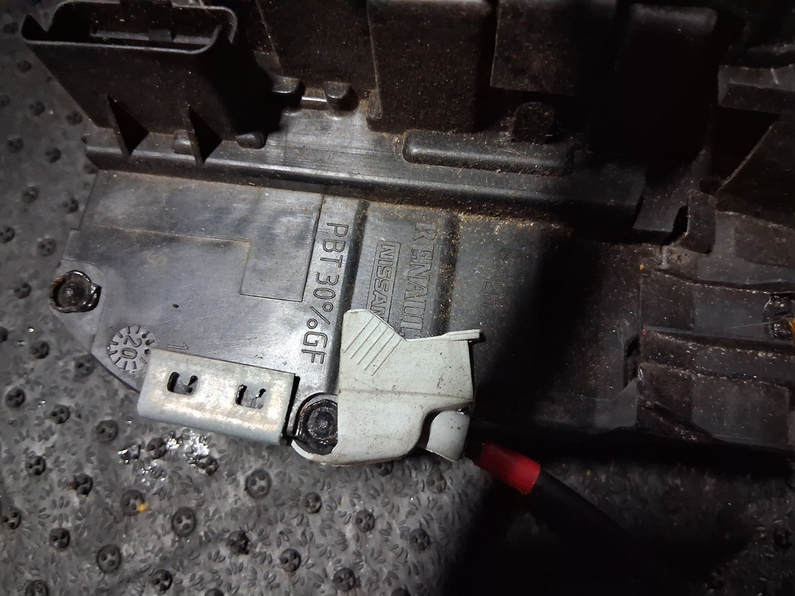 2020 NISSAN QASHQAI J11 MK2 NSR PASSENGER SIDE REAR LEFT DOOR LOCK MECHANISM