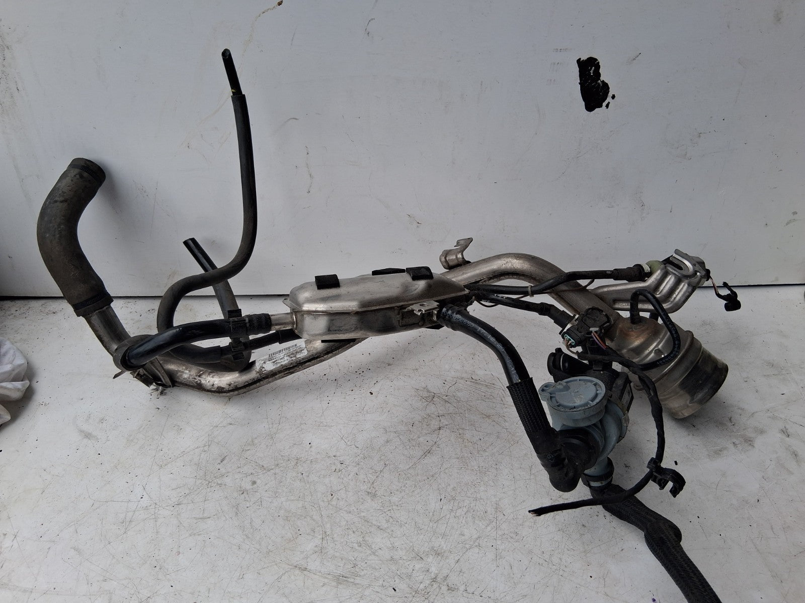 2020 MERCEDES BENZ A CLASS W177 INLET FUEL EXPANSION TANK A1774705900