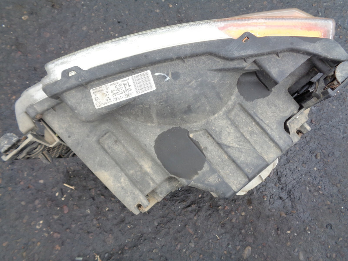 LAND ROVER DISCOVERY 3 OS DRIVER SIDE HEADLIGHT XBC500042