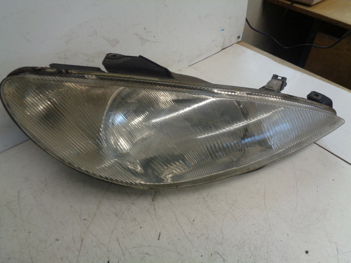 PEUGEOT 206 2001 OS DRIVER SIDE FRONT HEADLIGHT HEADLAMP