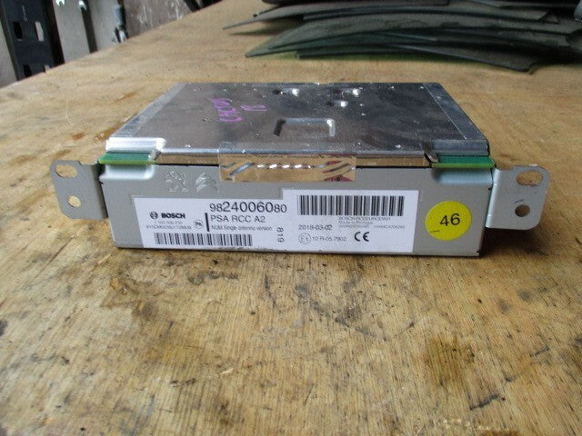 CITROEN C4 CACTUS 2018 RADIO CD PLAYER SAT NAV HEAD UNIT 9824006080