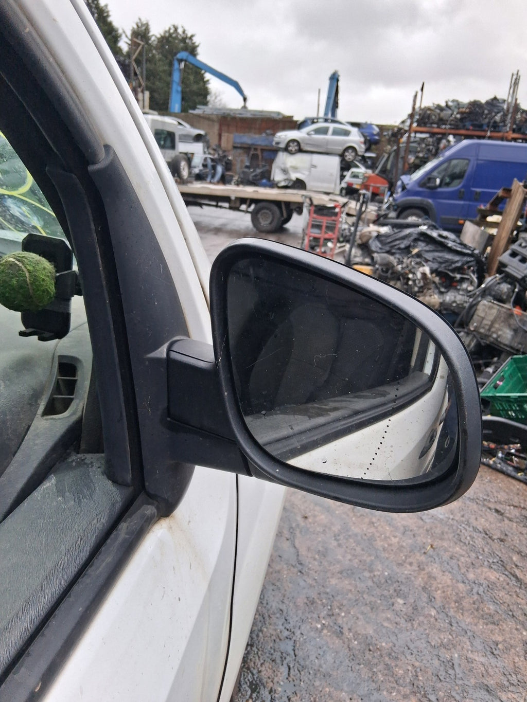 2016 MERCEDES CITAN W415 OSF DRIVER SIDE FRONT RIGHT WING MIRROR BLACK
