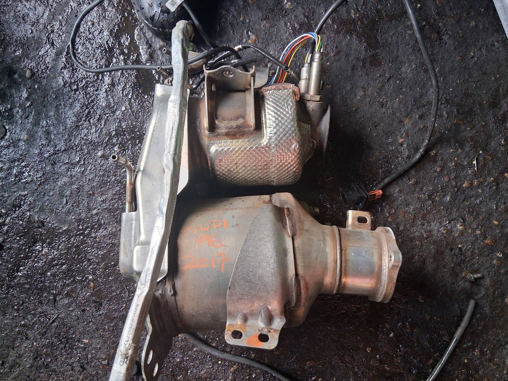 2017 AUDI A6 C7 2.0 DIESEL DPF/CAT CATALYTIC CONVERTER 04L131765