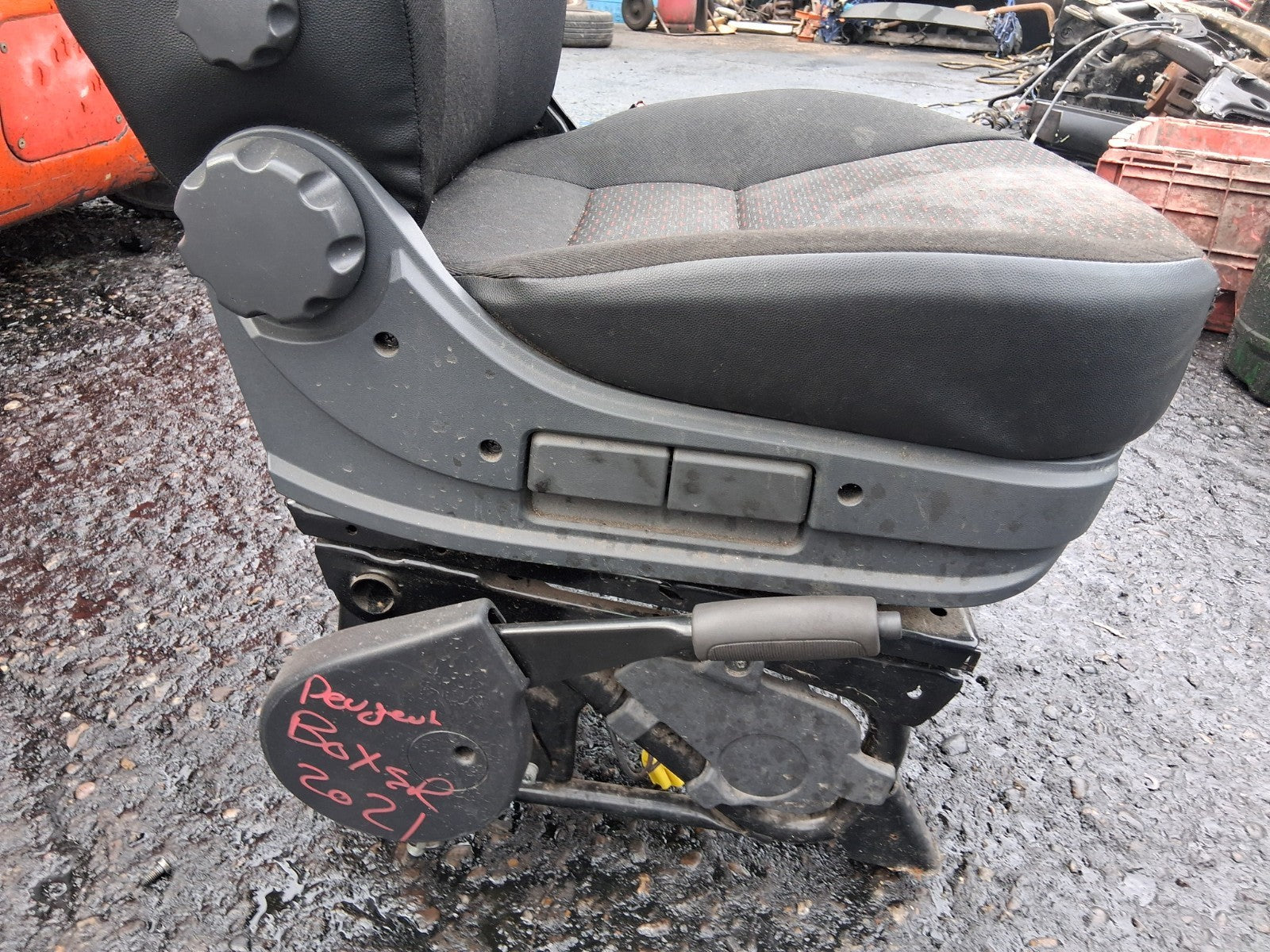 2021 PEUGEOT BOXER MK3 OSF DRIVER SIDE FRONT RIGHT COMPLETE FABRIC SEAT & BASE