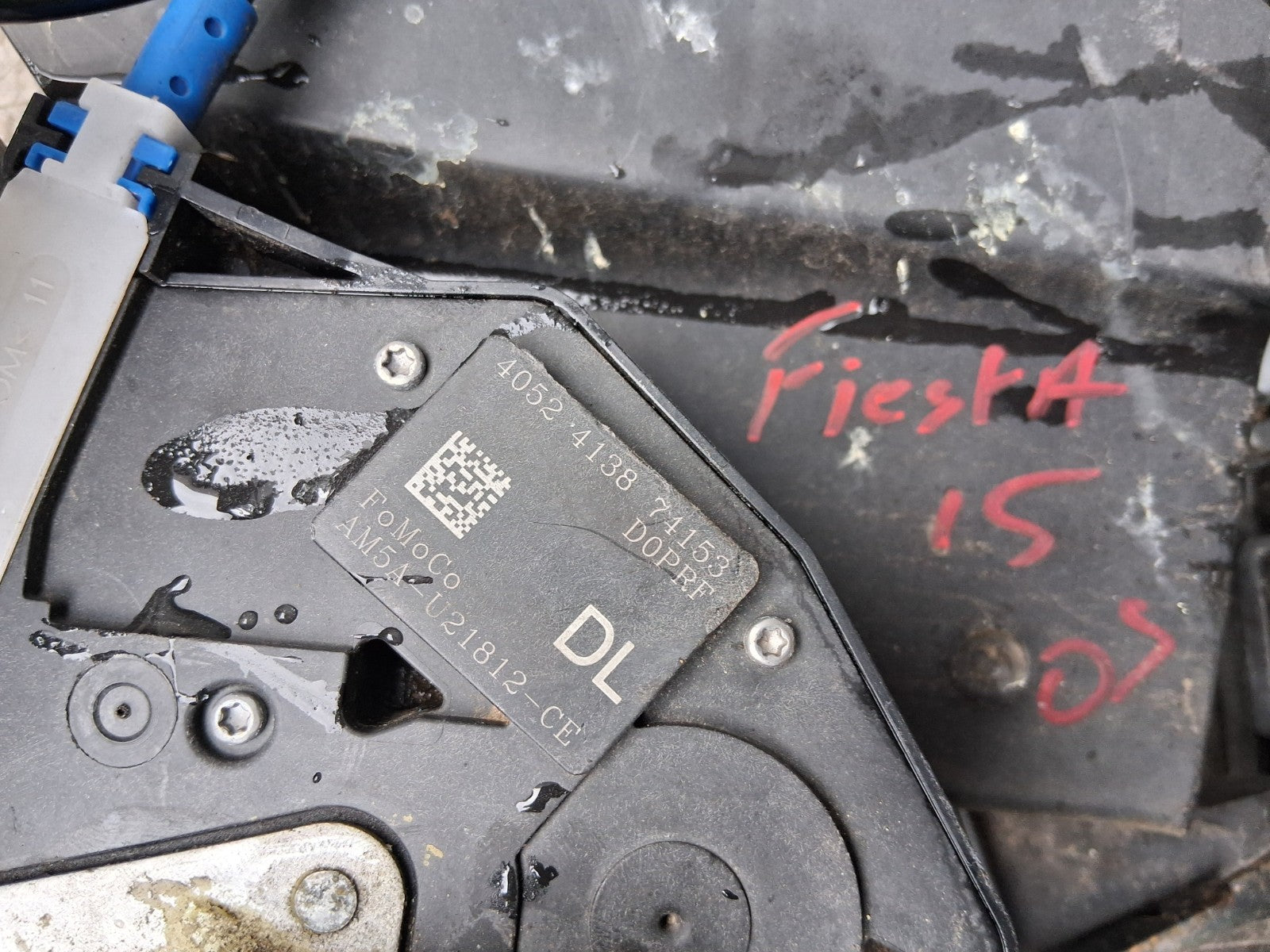 FORD FIESTA MK7 2015 OSF DRIVER SIDE FRONT DOOR LOCK MECHANISM AM5AU21812CE