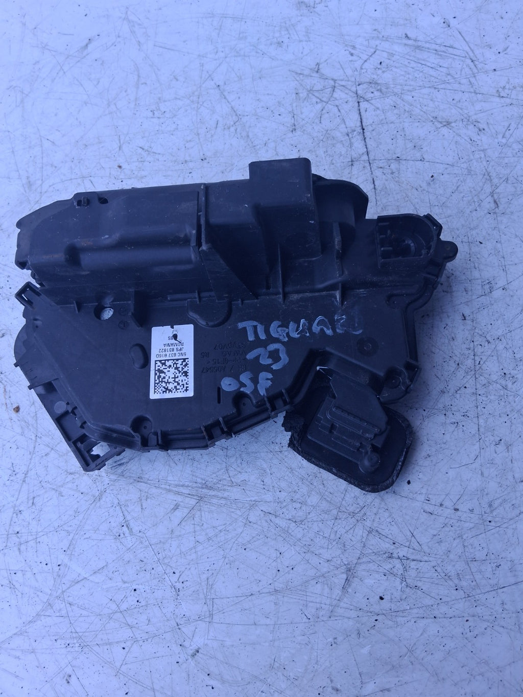 2023 VOLKSWAGEN TIGUAN OSF OFF DRIVER RIGHT SIDE DOOR LOCK ASSEMBLY 5NC837016D