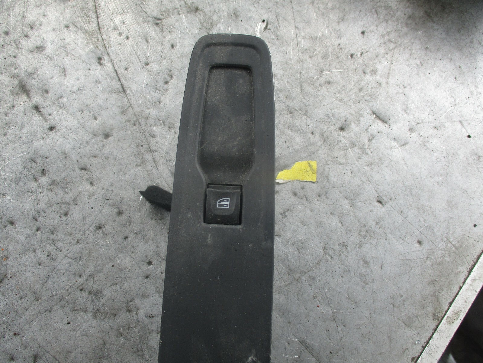 RENAULT CLIO X98 MK4 DOOR TRIM COVER 809611006R