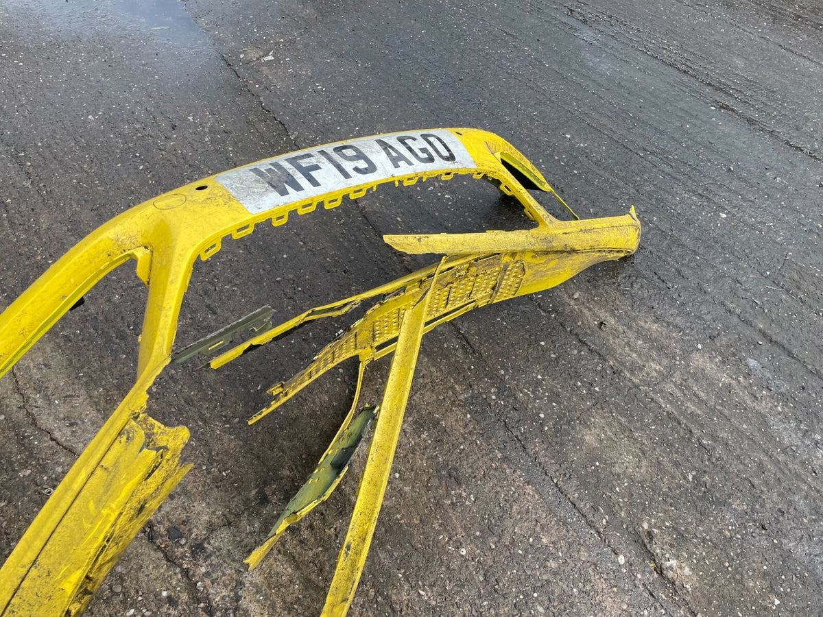 PORSCHE 2019 911 992 CARRERA 4S FRONT BUMPER SPARES OR REPAIRS CORNERS